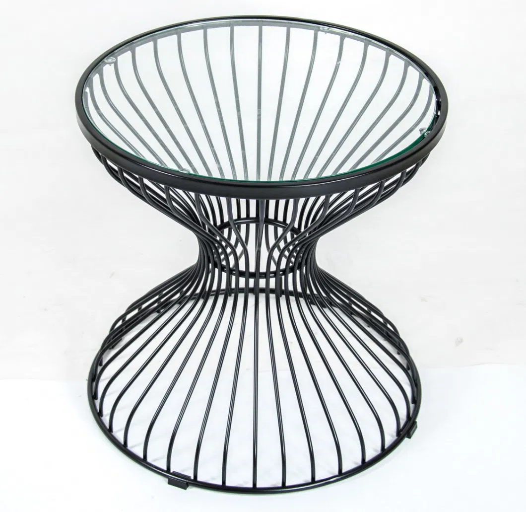 Outdoor Garden Wire Round Coffee Table with Tampered Glass Top