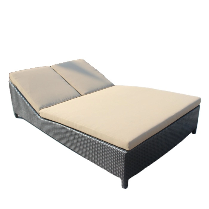 Beautiful Garden Bed Double Chaise Lounge