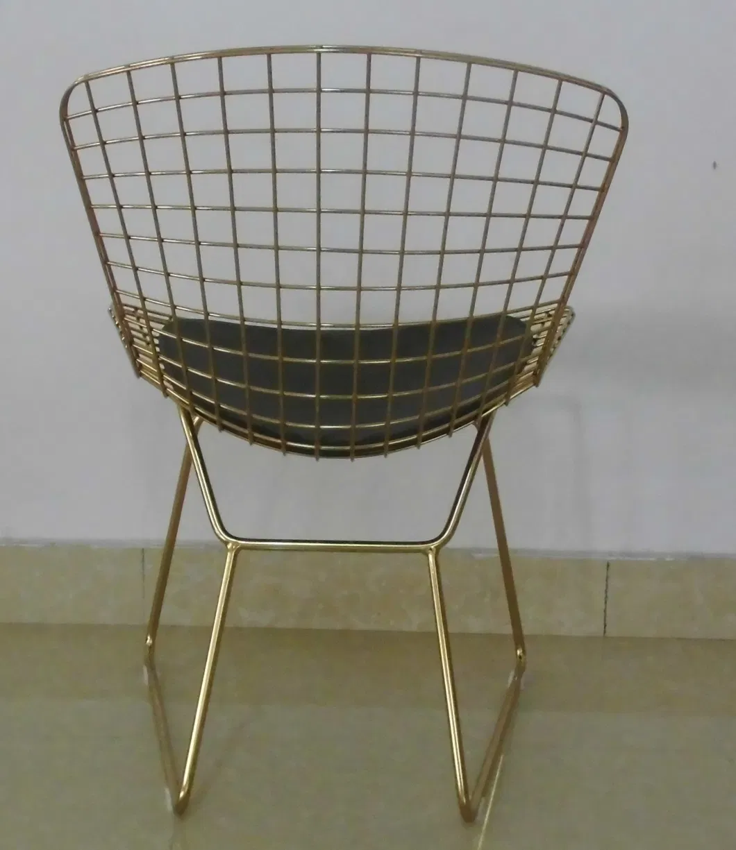 China Foshan High Quality Powder Coating Outdoor Steel Metal Wire Bertoia Side Chair