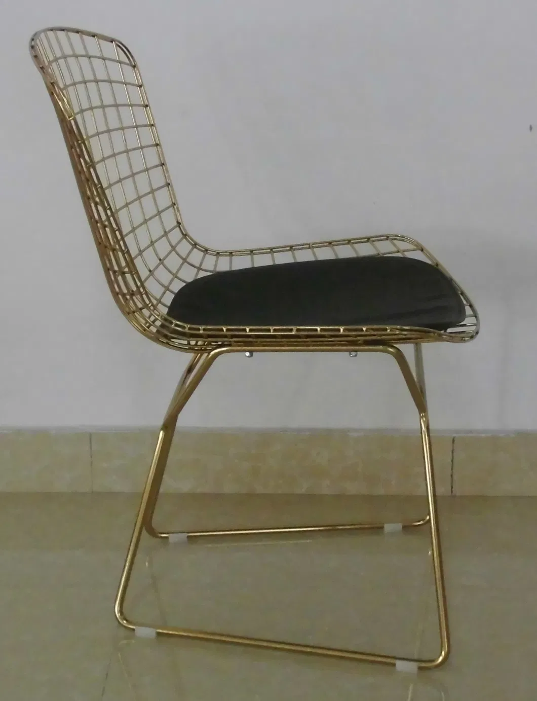 China Foshan High Quality Powder Coating Outdoor Steel Metal Wire Bertoia Side Chair