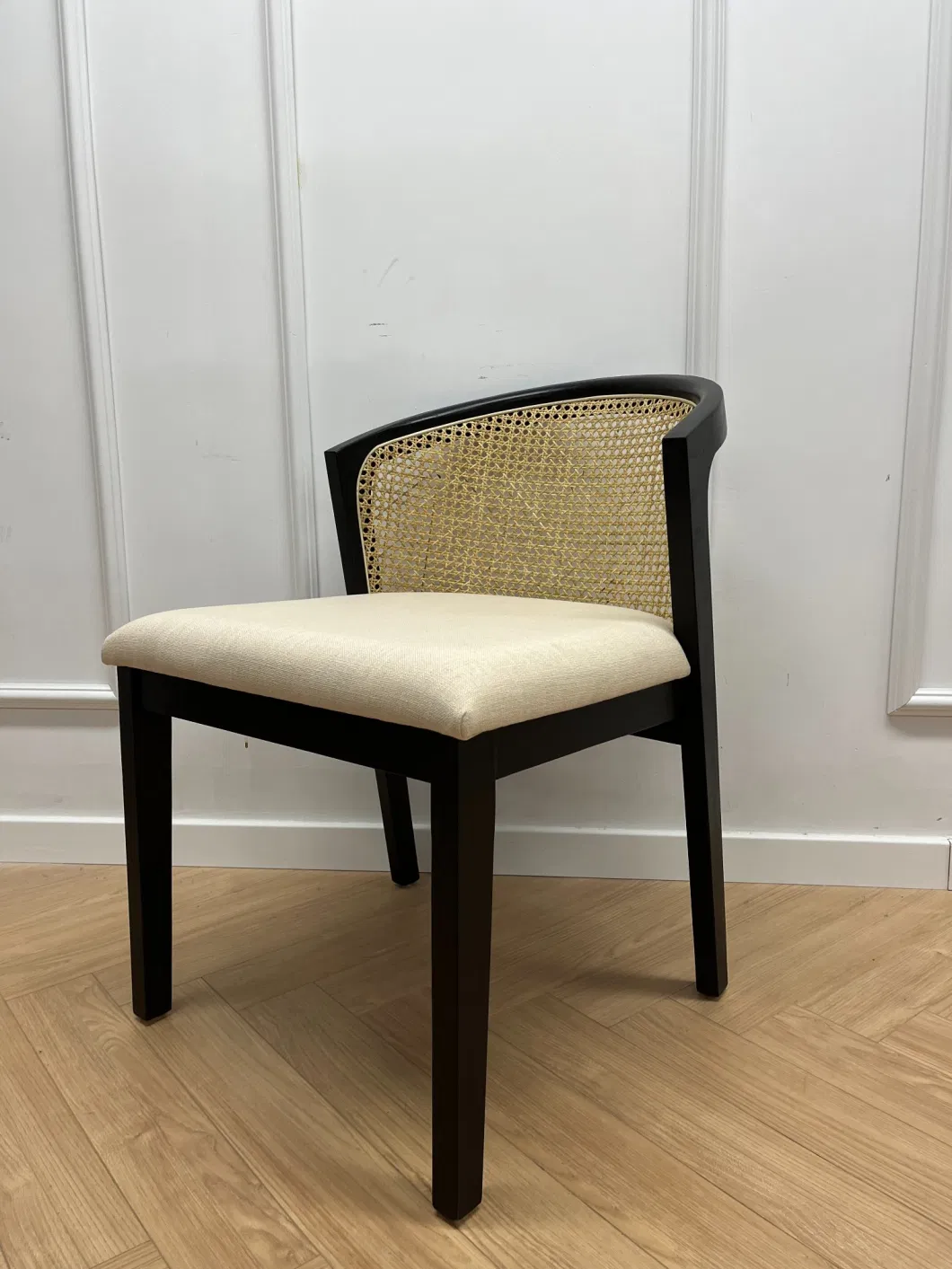 Popular Cane Back Rattan Solid Wood Upholstery Fabric Dining Chair with Arm