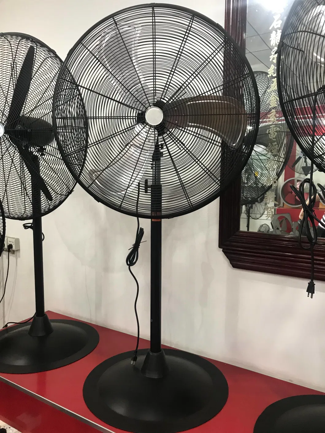 ETL 30 Inch Heavy Duty Industrial Commercial Pedestal Stand Fan.