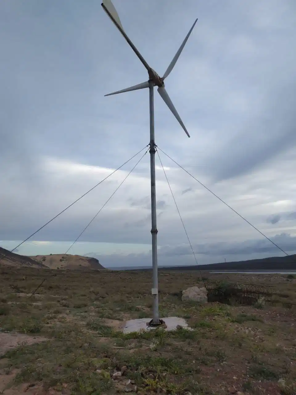 Whole Unit on Grid off Grid 20kw 30kw Wind Hybrid Power Wind Mill /Wind Turbine Generator Also Called Wind Generator