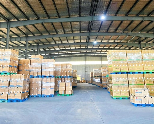 Food Grade Jumbo Roll Printed Moisture Proof Customized Soft PVC Cling Film