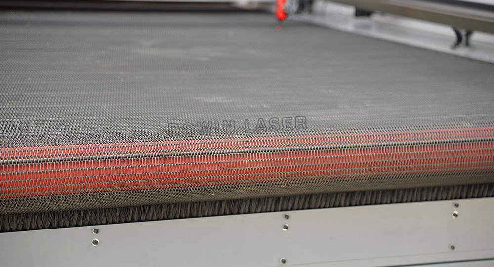 Sofa Seat Cover Cutting Auto Feeding Fabric Laser Cutting Machine 1814 Model for Leather Cloth Mircrofiber