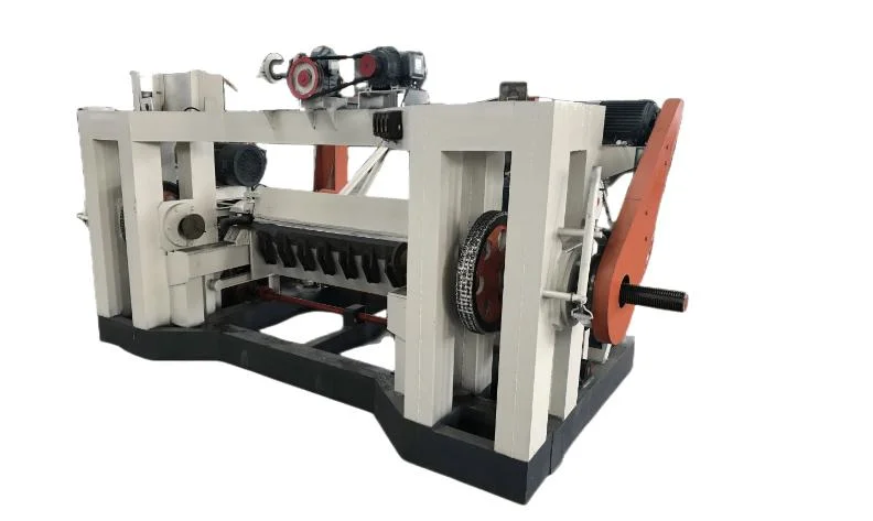 Rotary Peeling and Cutting Machine/Wood Peeling Machine/Vertical Spindle Veneer Peeling Machinery Lxq1300L-900 Model 1300mm