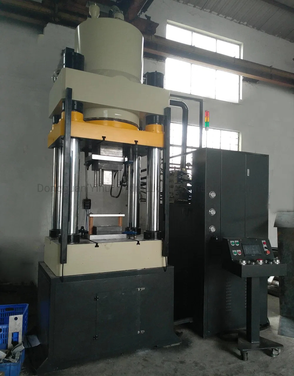 Auto Parts Gear Making 800 Ton Hydraulic Press Cold Forging Machine