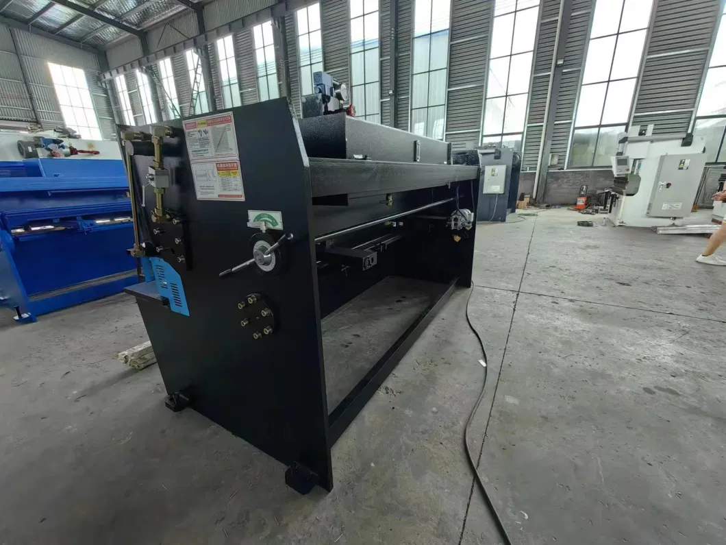 Automatic CNC Hydraulic Guillotine Shearing Machine Shear Cutter Sheet Metal 8*3200