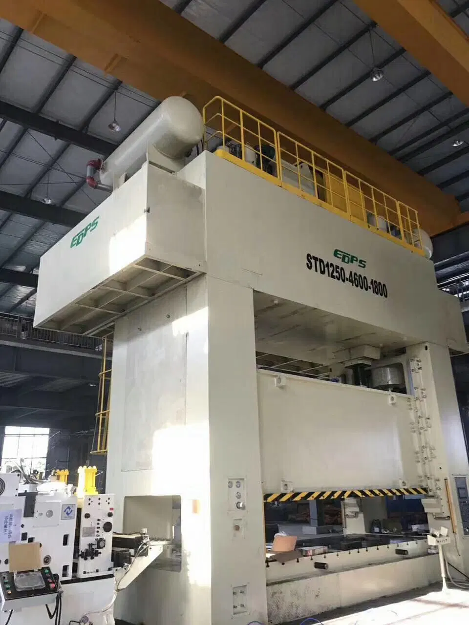 1600 Ton Straight Column Type Double-Point Press Machine Punching Stamping Press Machine