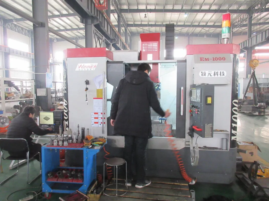 1500W Fiber Laser for Cutting Metal Sheet and Pipe