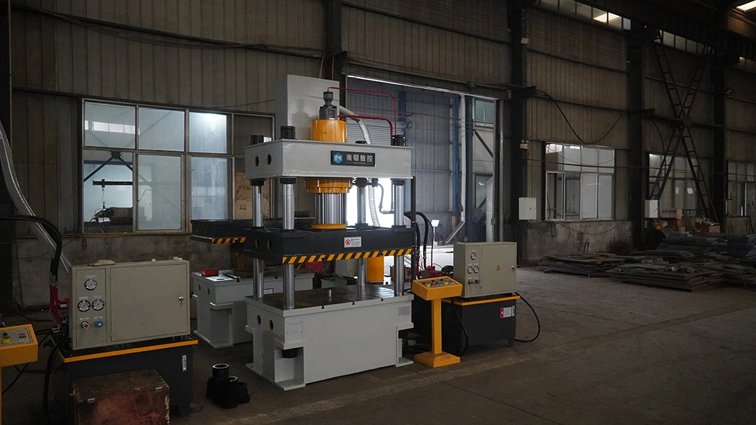 Tailored Manufacturer Customization: 200-Ton Four-Column Hydraulic Press with Three-Beam Head for Stretching Forming