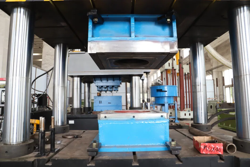 Four-Column Three-Beam Hydraulic Press Stainless Steel Water Tank Production Press 300 Tons Four-Column Hydraulic Press