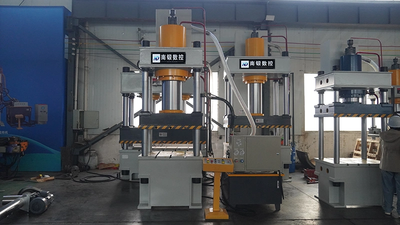 Superior Performance Premium Industrial Grade 315 Ton Four Column Hydraulic Press Machine for Heavy Duty Operations