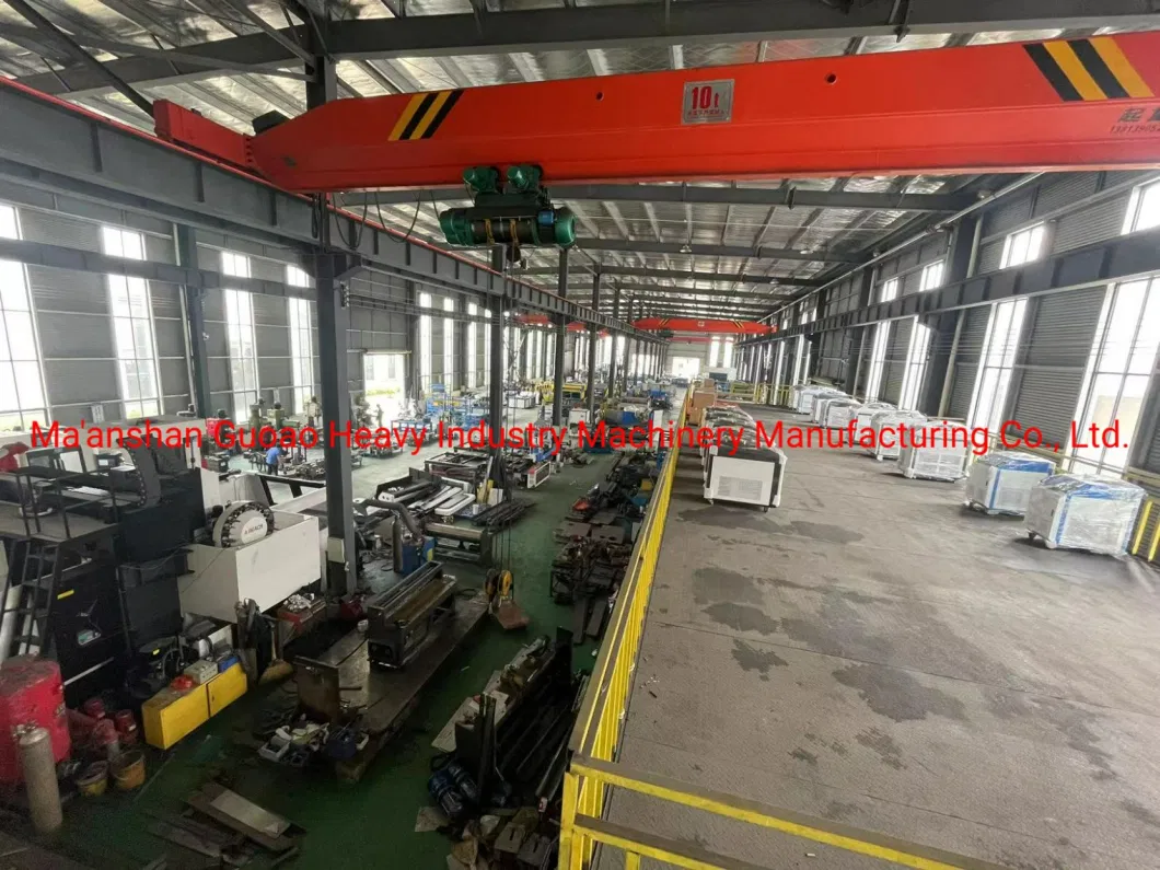 Hydraulic Section Pipe Tube Bending Folding Rolling Machine