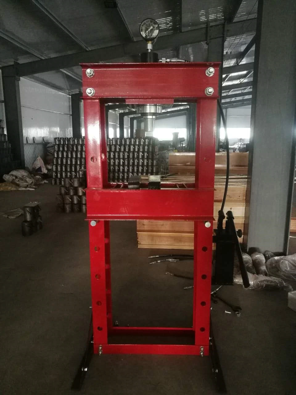 Heavy Duty Vehicle Equipment 6t Hydraulic Shop Press with Car Bottle Jack