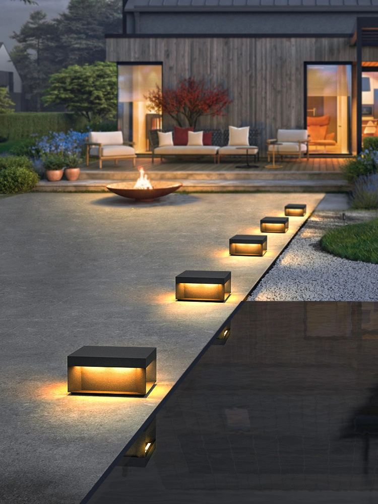 Outdoor Pillar Lamp Solar Pillar Bollard Lamp for Outdoor Lighting