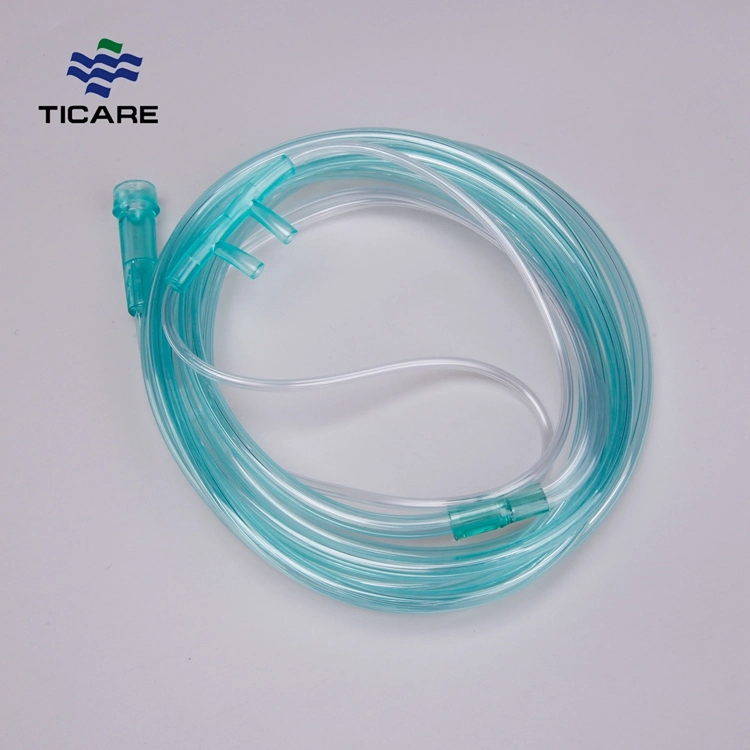 Hospital Nose Oxygen Cannula Tube Nose Prong Tubing Cannula in Nose