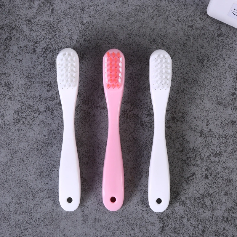 OEM Toothbrush Denture Cleaning Toothbrush with Soft Bristles