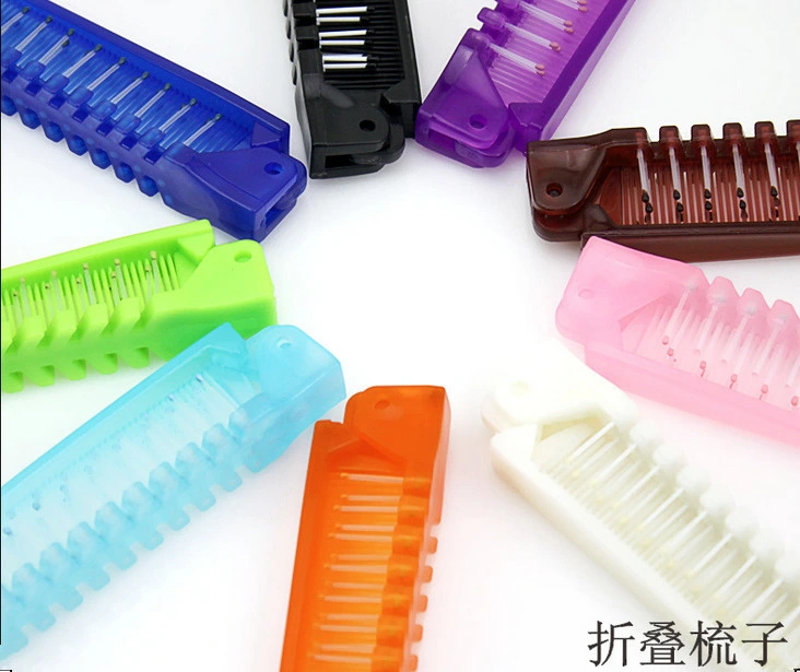 Foldable Plastic Comb and Toothbrush for Hotel &amp; Travel