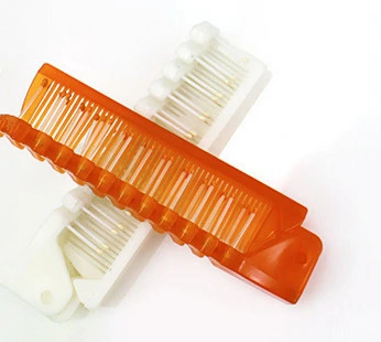 Foldable Plastic Comb and Toothbrush for Hotel &amp; Travel