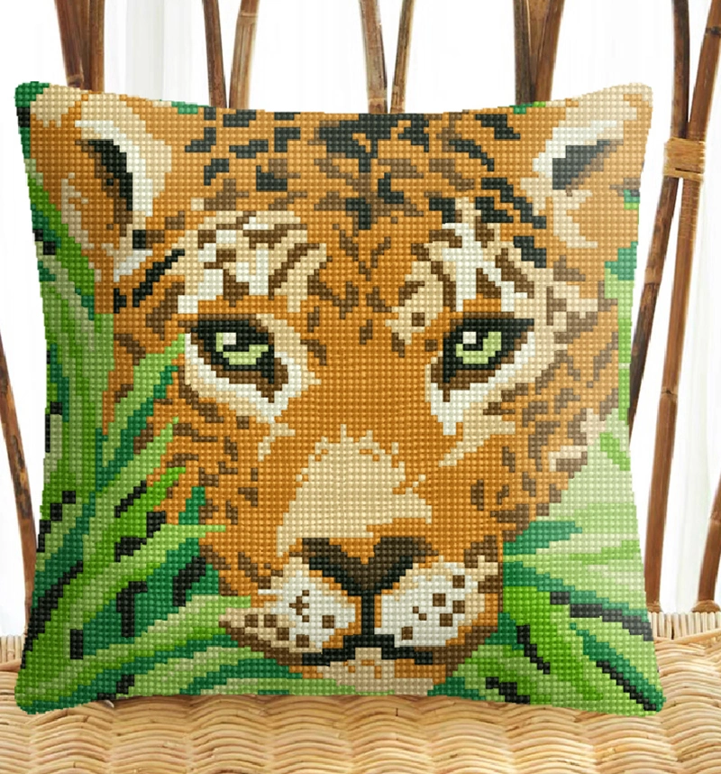 2022 Tiger Cross Stitch Floss Organizer Pillow Vc-Scan01