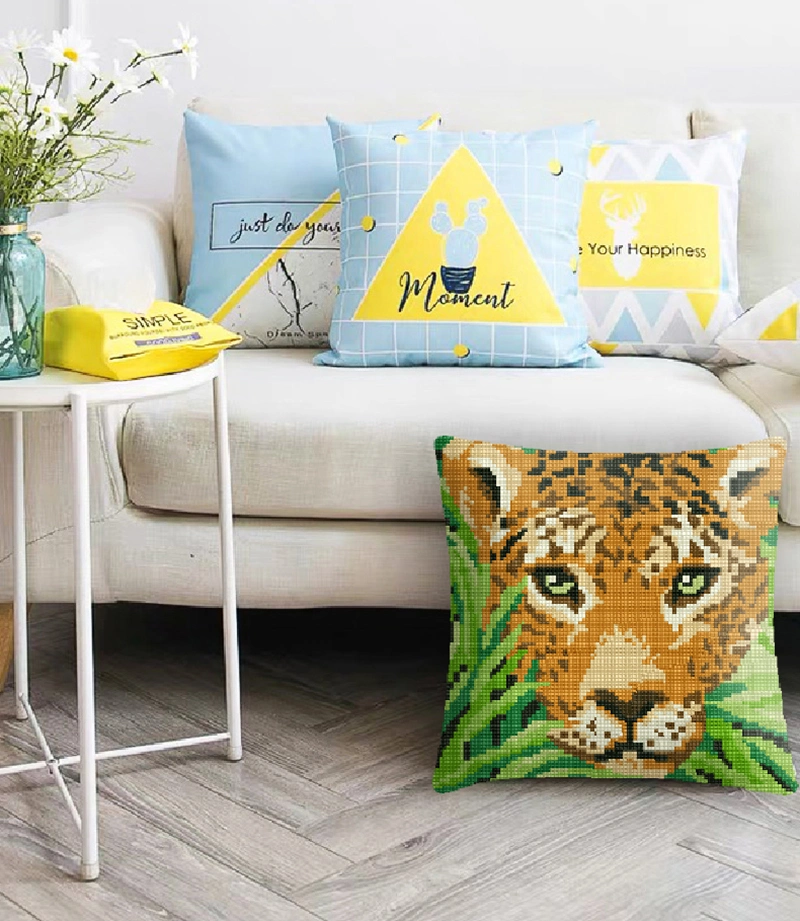 2022 Tiger Cross Stitch Floss Organizer Pillow Vc-Scan01