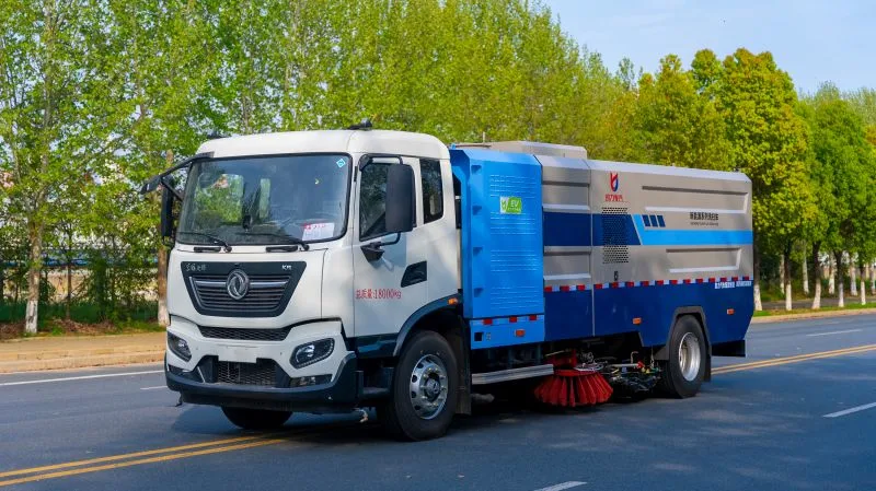 China Klf Cleaning Vehicle Manufacturer Electric Wash Sweep Truck with CCC