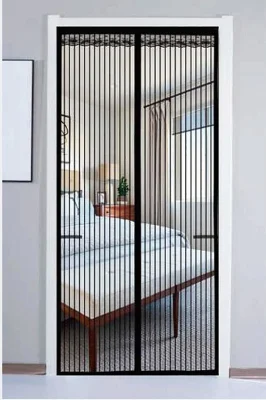 Feature Magnetic Mesh Screen Door