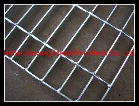 Building Material 32*5 Metal Grating Steel Bar Grating Steel Drainage Cover Steel Grating Industrial Walkways