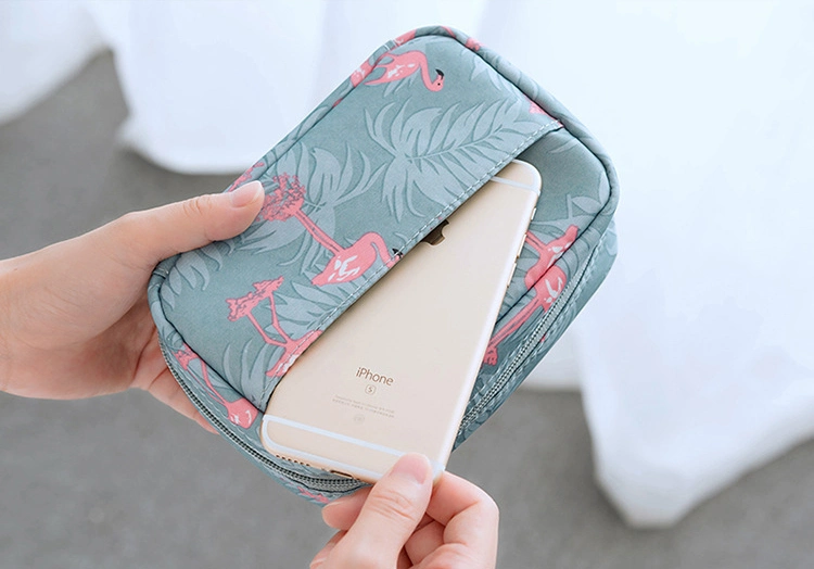 Customized Cheap Small Cosmetic Polyester Storage Bag Waterproof Portable Lady Cosmetic Bag