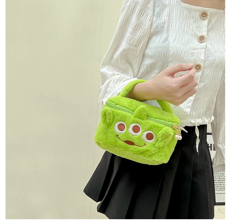 Cute Plush Cartoon Carrying Large Capacity Portable Storage Makeup Bag