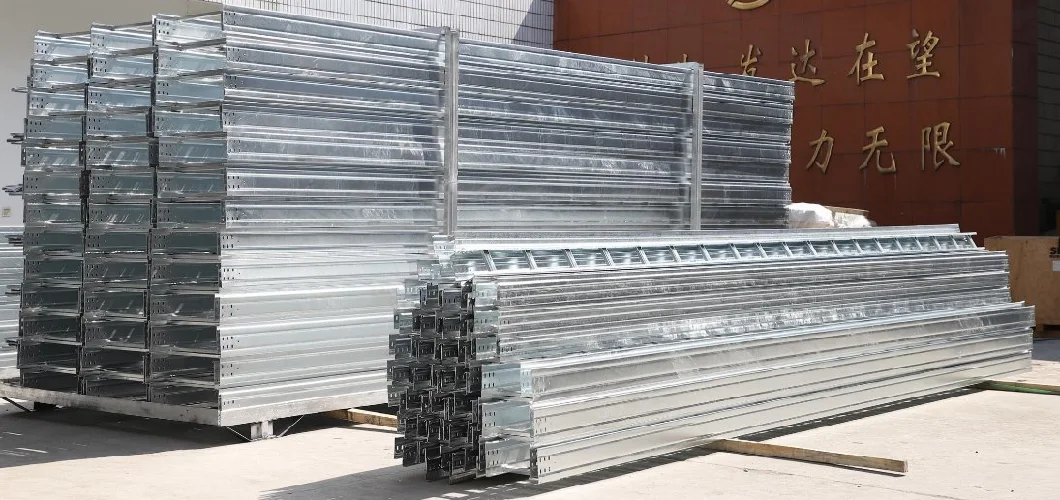 Factory Directly Supply Galvanized Steel Cable Ladder Tray Support System Tee and Elbow with Cover