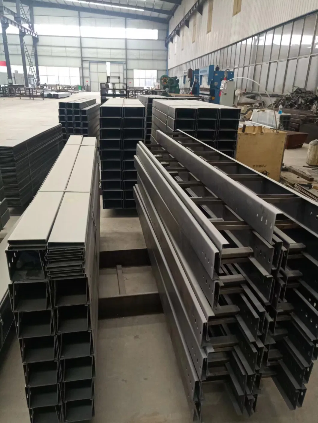 Large- Span Hot-Dipped Galvanized Ladder Cable Tray