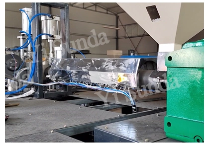 Automatic HDPE Plastic Bottle Extrusion Blow Molding Machine