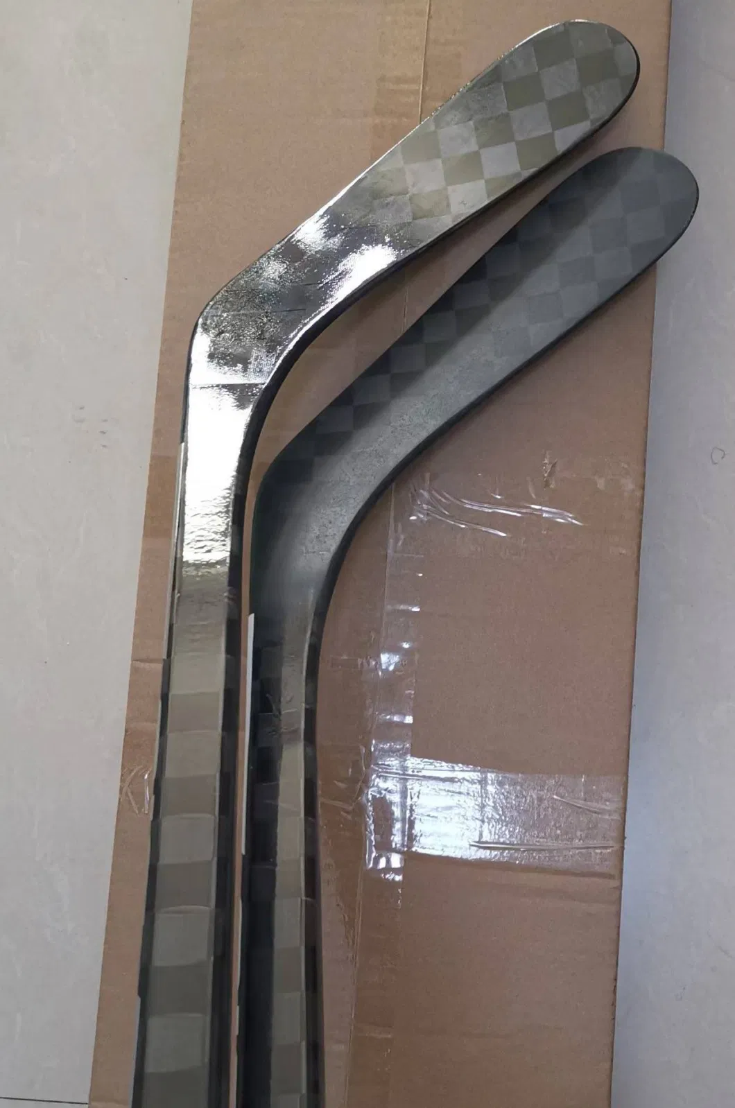 High Quality Custom Ice Hockey Stick Made in China Factory with Free Graphics Design