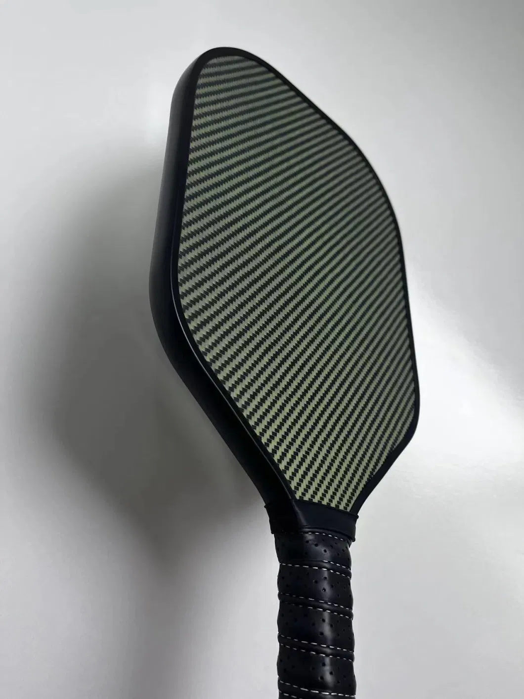 Fashionable Custom Pickleball Paddle with 3K Weave Kevlar Carbon Fiber