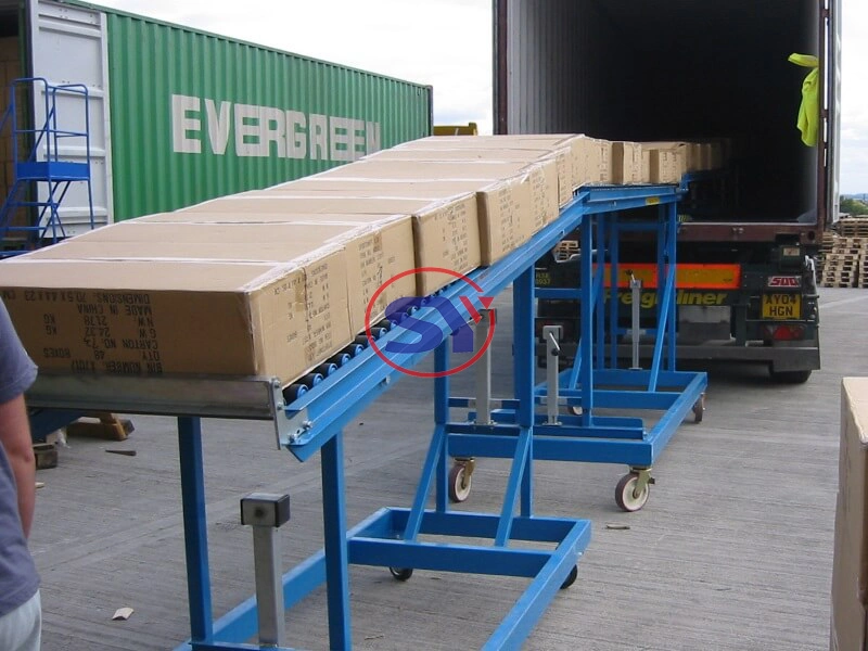 Truck Loading Unloading PVC/Plastic Extensible Roller Conveyor Telescopic for Carton Box