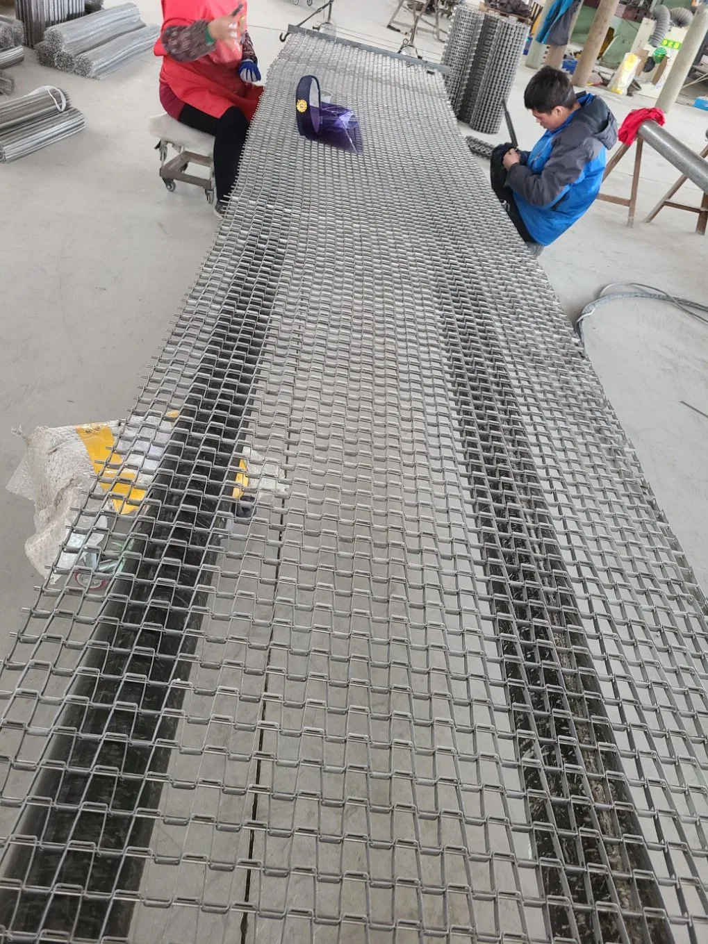 Stainless Steel Wire Mesh Heat Resistant Conveyor Belt for Architectural and Decoration