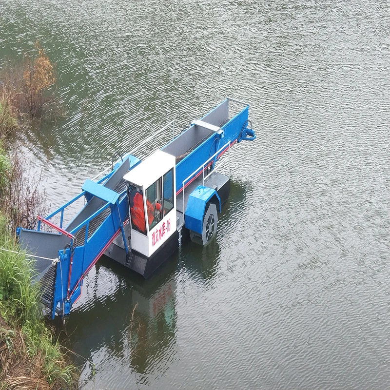 Aquatic Weed Harvester/Water Hyacinth Harvester/ Rubbish Collection Machine/Weed Harvester Boat/Water Surface Cleaning Boat Use for Cutting Grass in Water