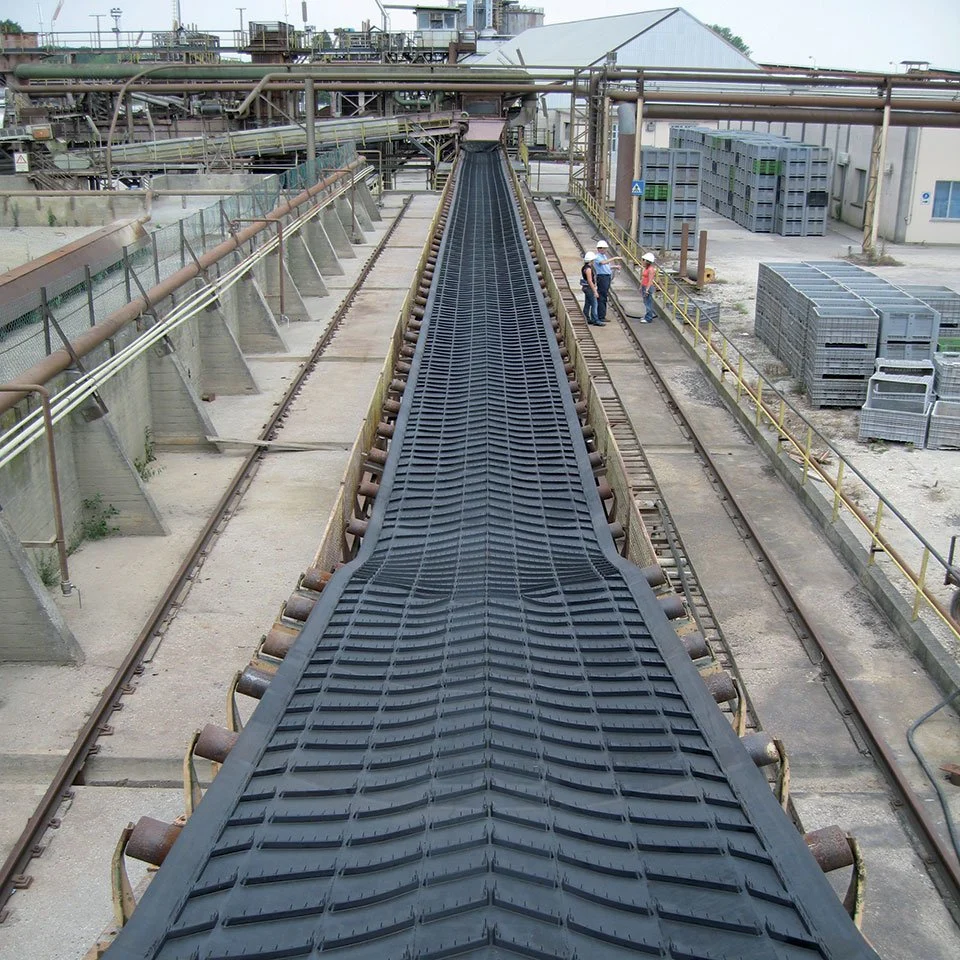 Heavy Duty Transportation Anti-Heating Steel Cord Upper Rubber Conveyor Belt for Transporting Materials