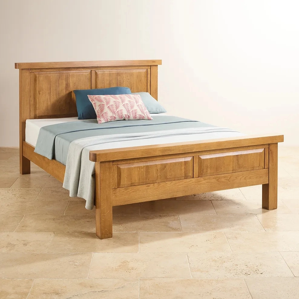 Chinese Wholesale Rustic Solid Oak Wooden Single Double King Queen Sized Bedroom Bed Used in Home Bedroom Hotel Furniture