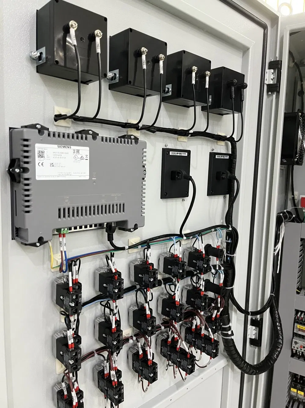 Automatic Pump Control Box Panel Low Voltage Main Power Distribution Cabinets