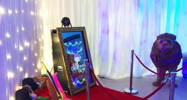 Dedi Latest Technology Magic Mirror Photo Booth