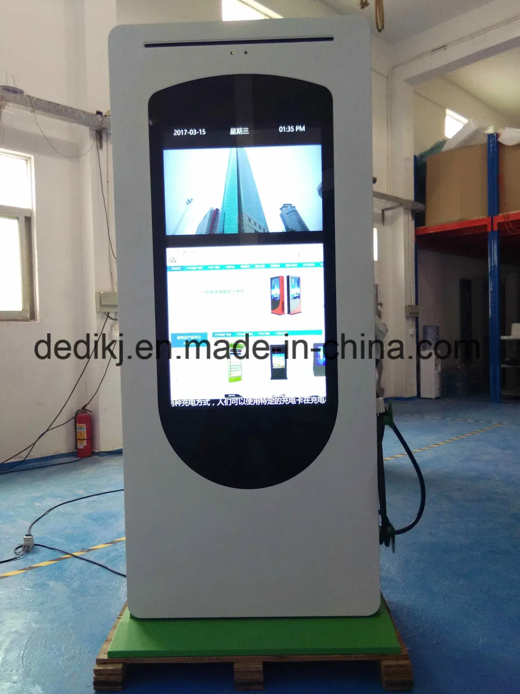 Dedi 43 Inch LCD Advertising Display Pile with Outdoor Electric Vehicle Charging Pile