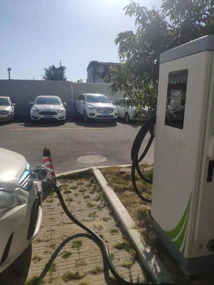 120kw Electric Car Charging Station EV Charging with Chademo CCS Ocpp 4G and WiFi