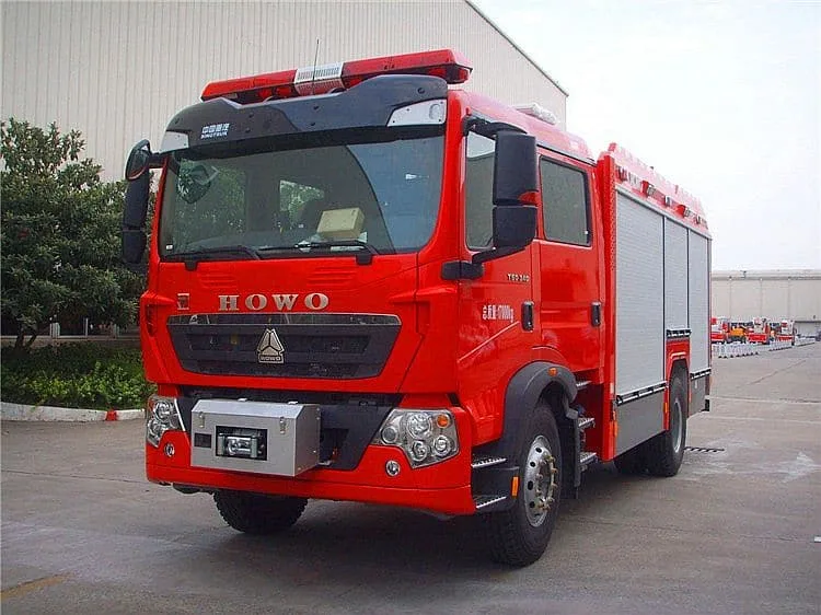 Foam Fire Extinguishing Factory Supply Foam Fire Truck 120t Pm120f2 Tank Fire Fighting Truck