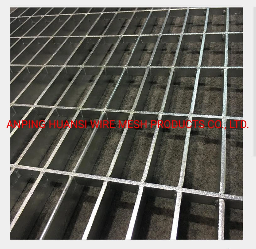 Hot Dipped Galvanized Serrated Steel Grating for UAE Oil&Gas Project