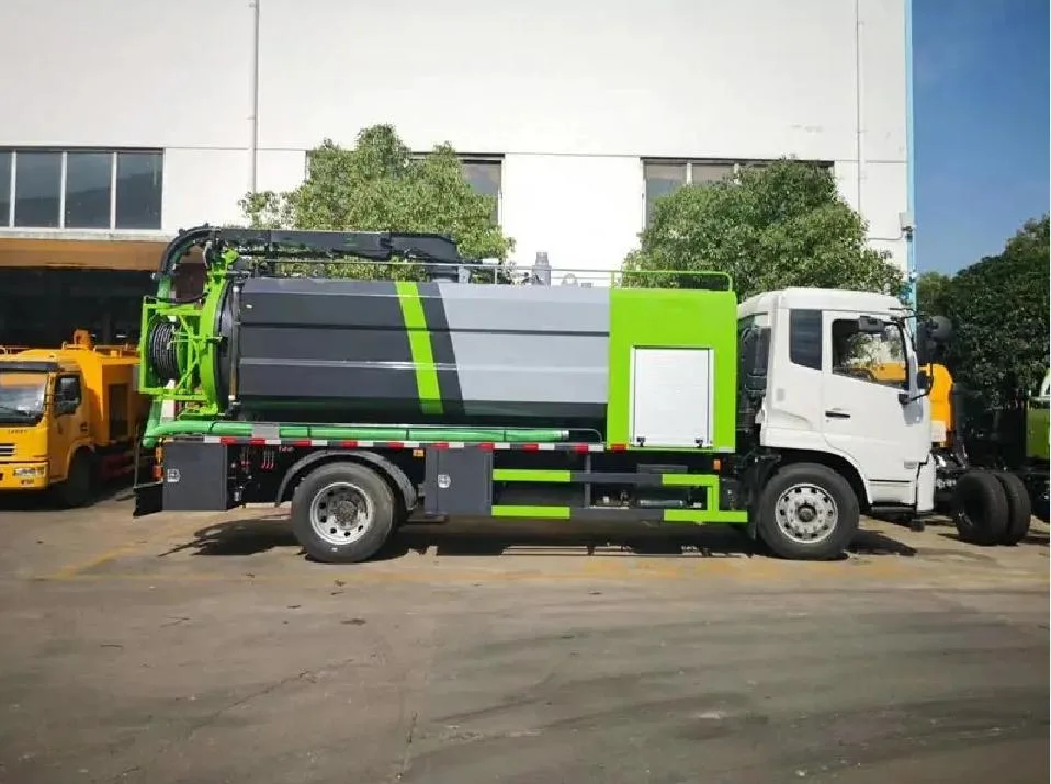 12cbm 12000 Liters Sewer Cleaning Jetting Tank Truck Vacuum Sewage Suction Truck Factory Sale with Italy Pvt400 Pump