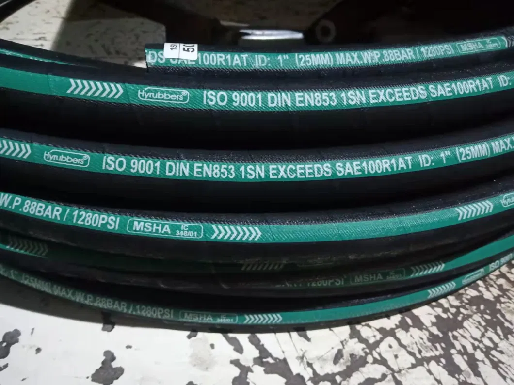 Customized Black Wrap Surface R4 Hose Industrial Water Oil Suction and Delivery Rubber Hose with High Pressure