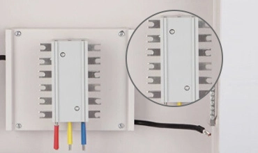 Bus Bar Pan Type 3 Phase 12 Way 100A Electrical MCB Distribution Box